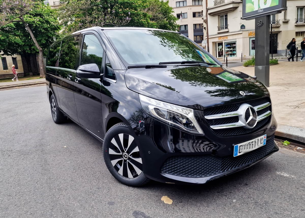 Location Mercedes Classe V 300 d 4MATIC XL – 2022 pour VTC