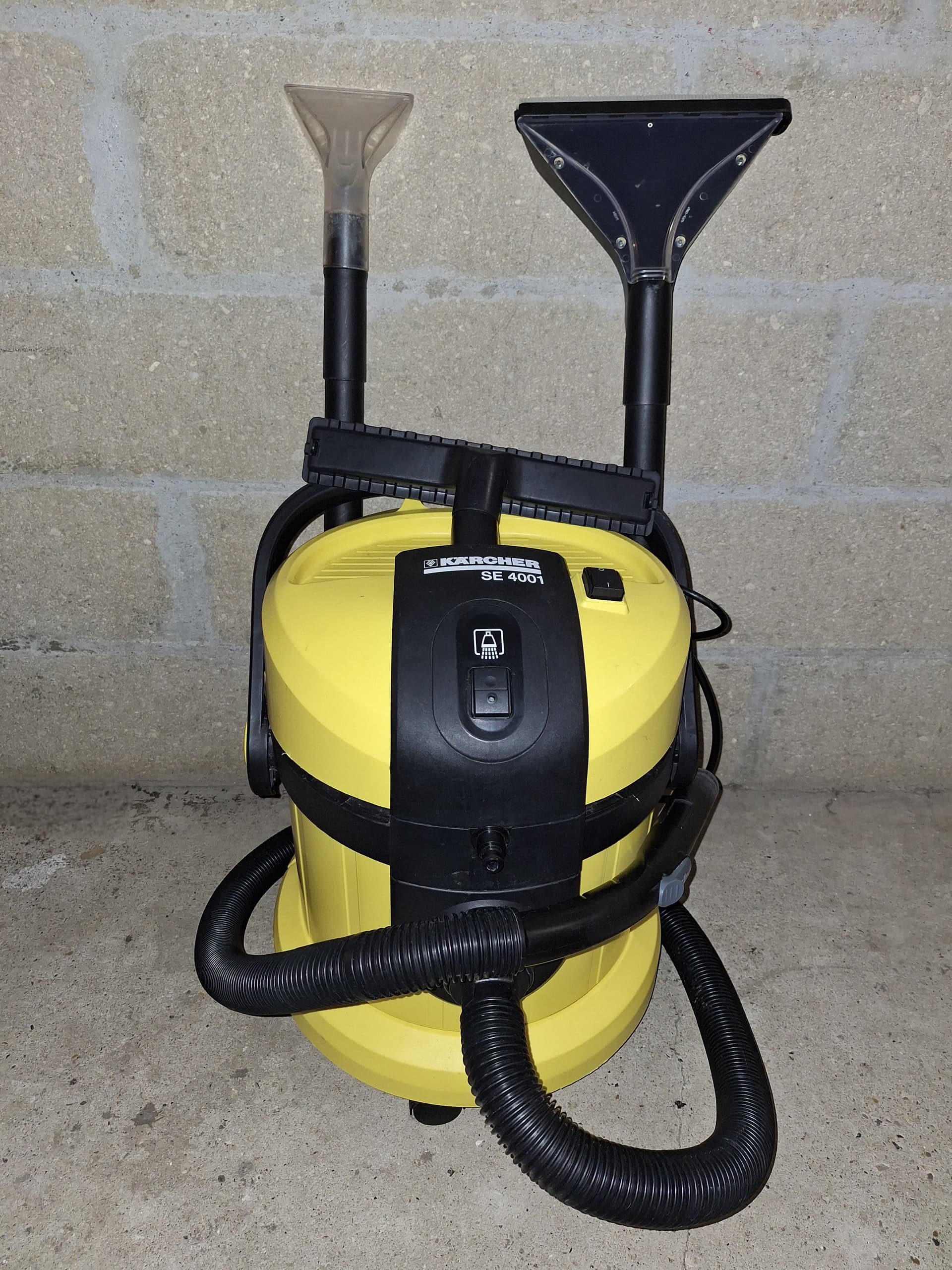 Shampouineuse Karcher SE4001