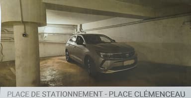 Place parking sécurisé sous sol place Clémenceau