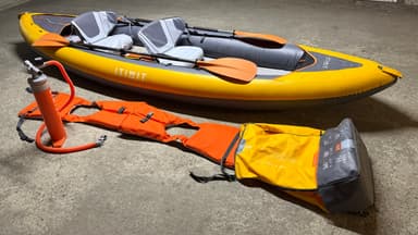 Location kayak gonflable 2 places avec pagaies et gilets – Cergy