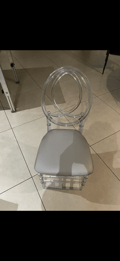 Location de chaises pour événements à Septèmes-les-Vallons
