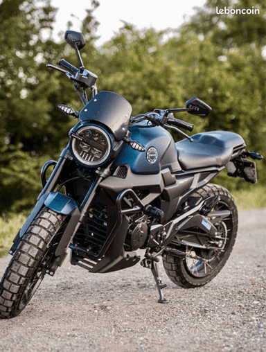Location moto 125 scrambler à Viriville – Isère