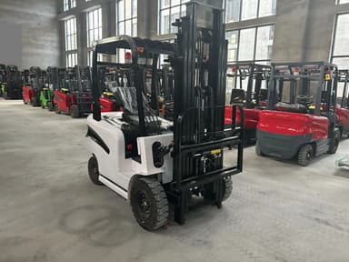 Chariot élévateur électrique 1,5T à louer – Craintilleux