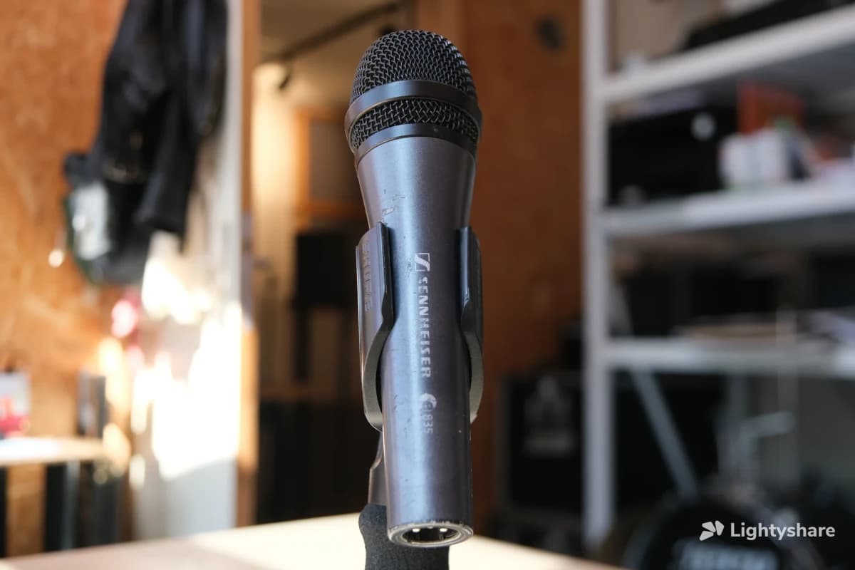 Location micro voix Sennheiser E835 à Paris