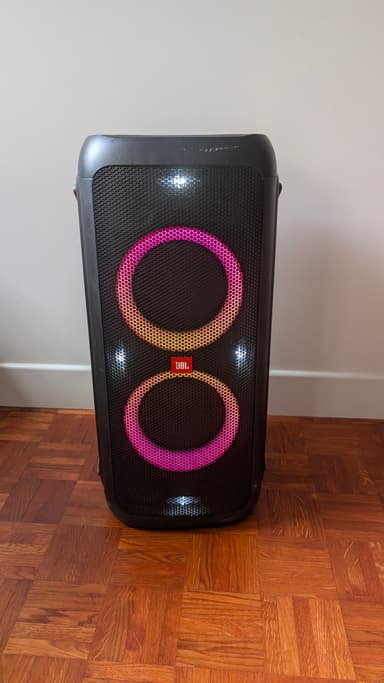 Location enceinte JBL PartyBox 300 à Saint-Cloud