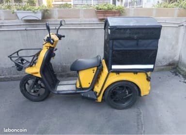 Location scooter électrique à Marseille – 20 € / jour
