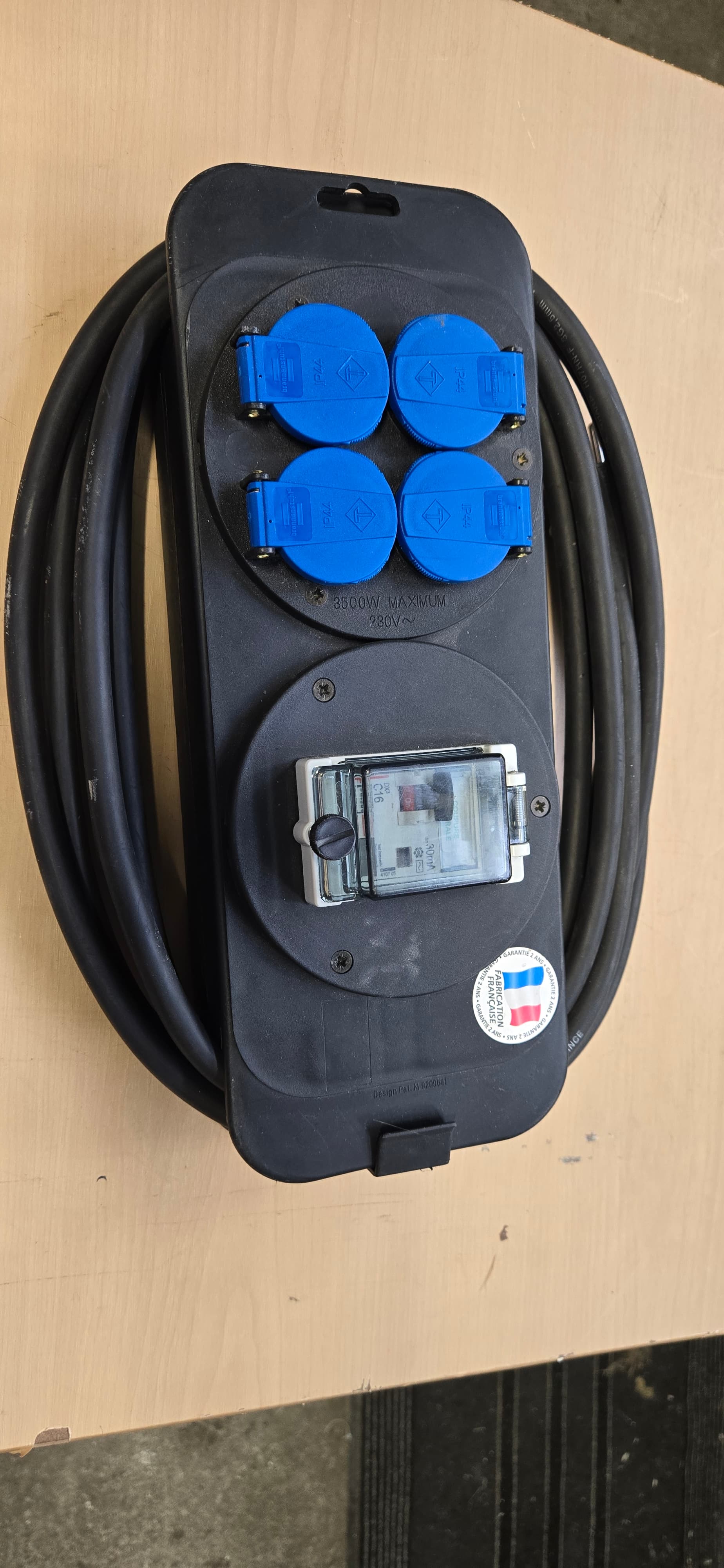 Location rallonges et coffret électrique – Événementiel