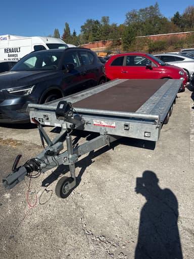 Location remorque porte-voiture Trigano PV PRO 270