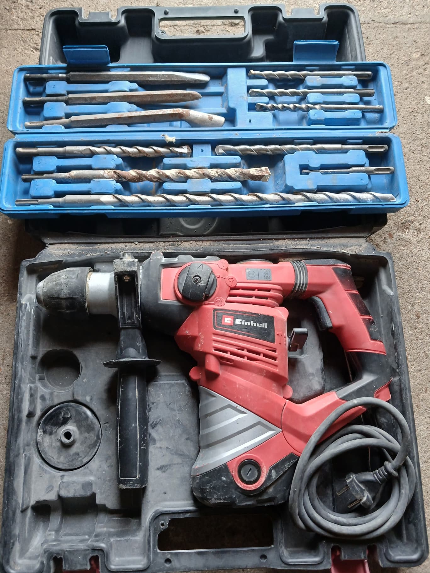 Location perforateur SDS Plus 900 W – béton & maçonnerie