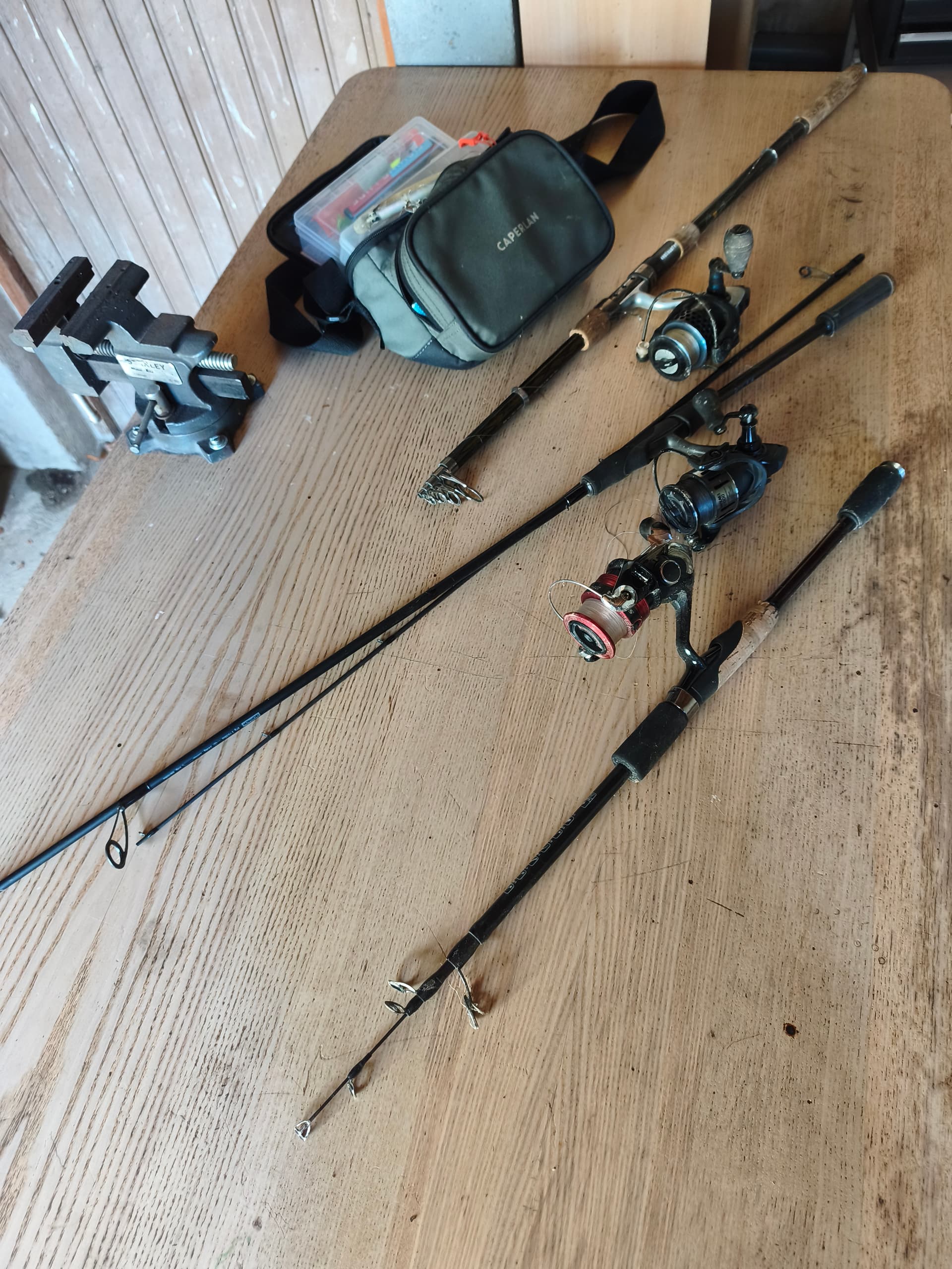 Location matériel de pêche – jusqu'à 3 cannes avec accessoires
