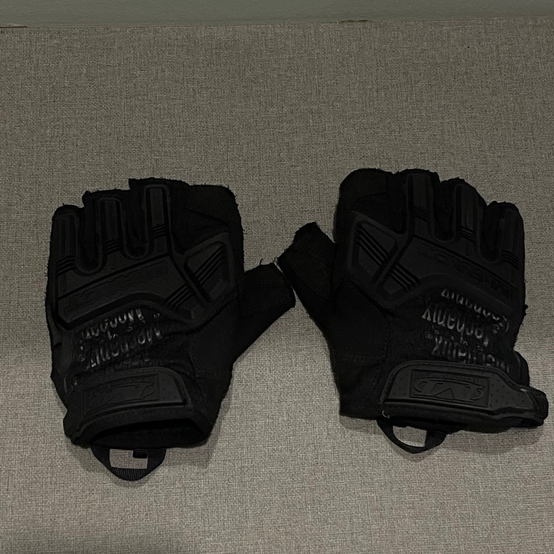 Gants de tir Mechanix à louer à Lormont