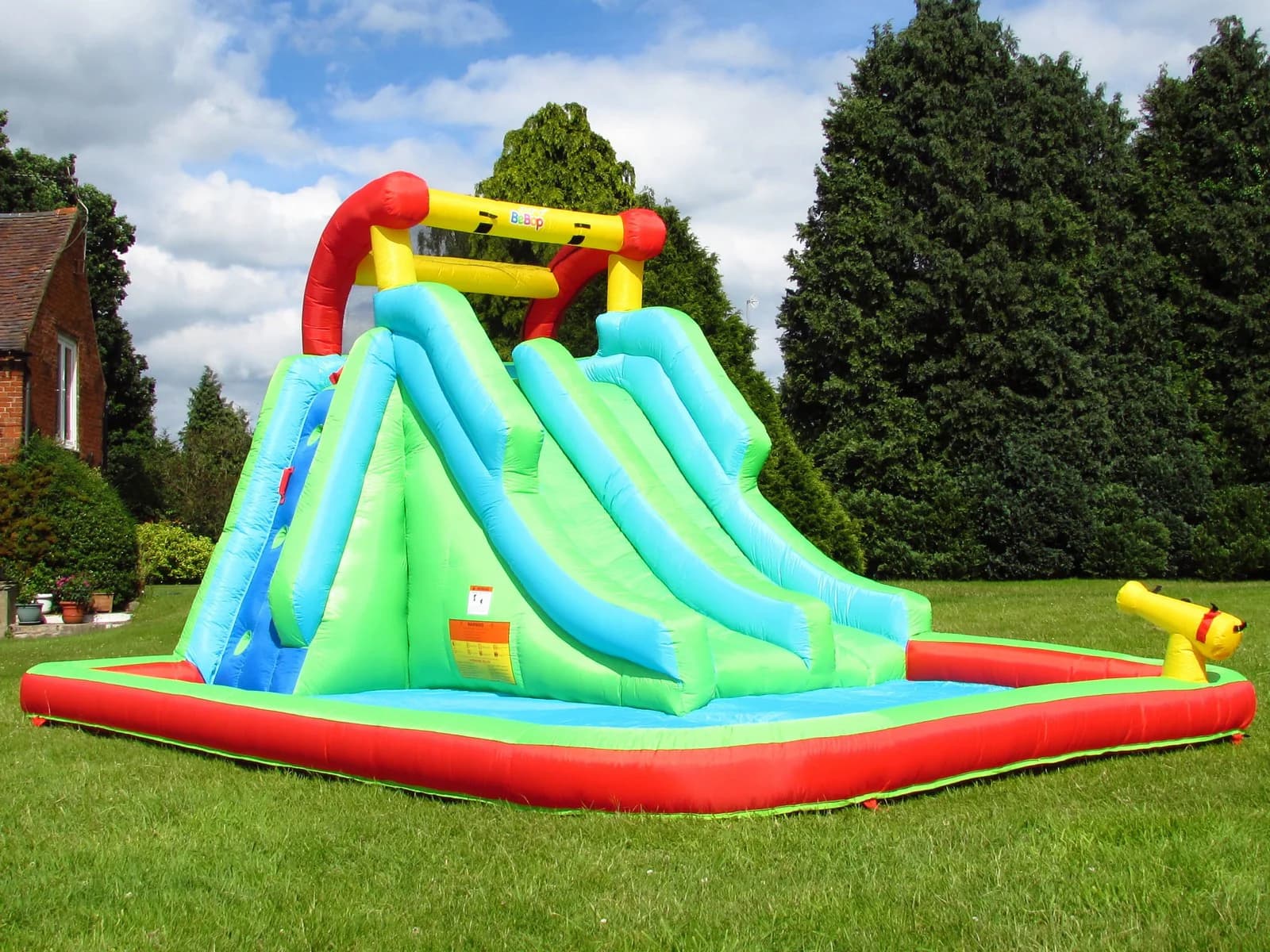 Toboggan gonflable